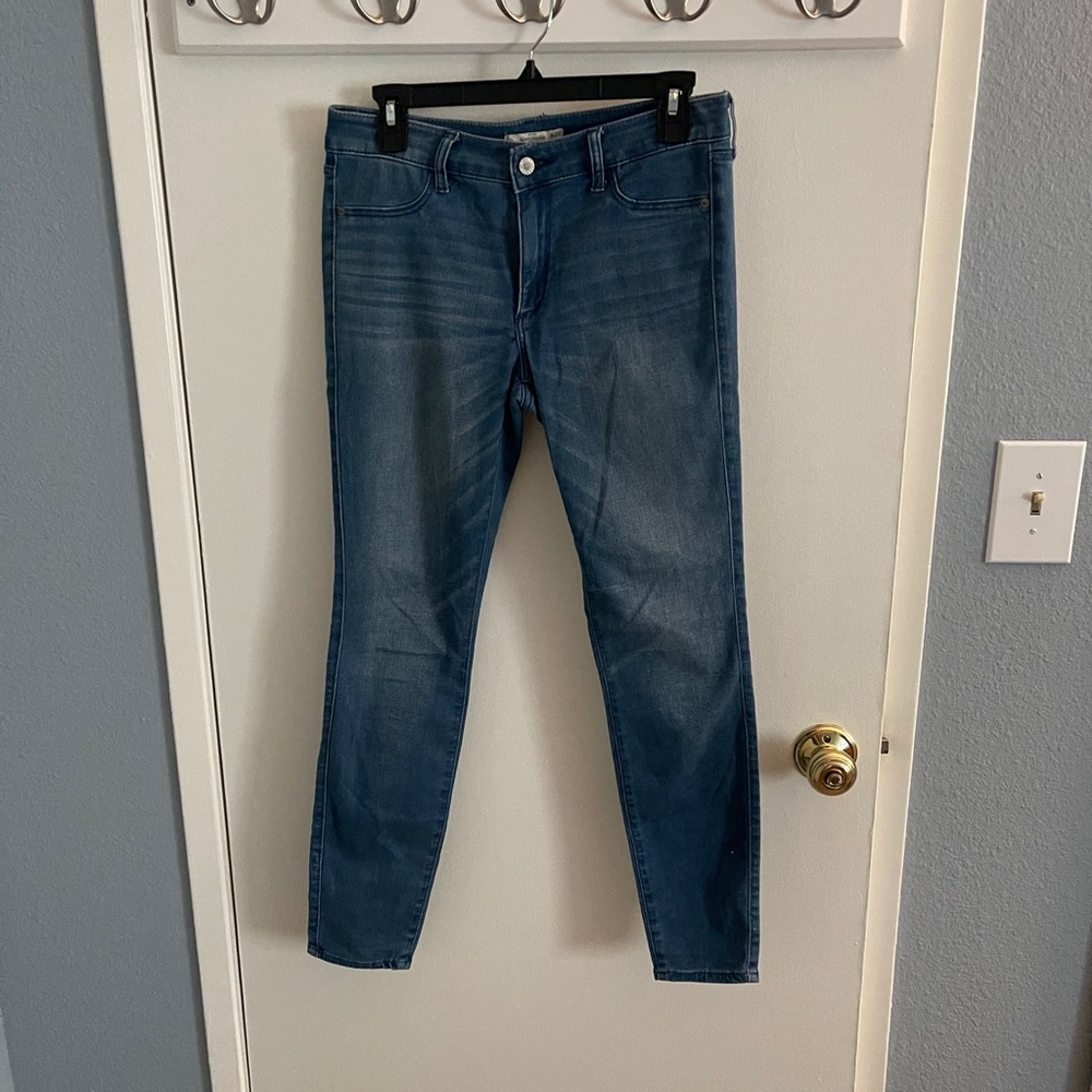 Medium wash Abercrombie Jeans